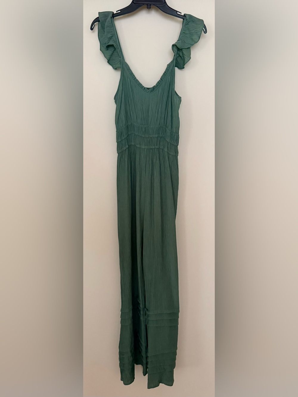 MAX+ASH V-Neck Wide-Leg Ruffle Strap Green Jumpsuit - Size XL
